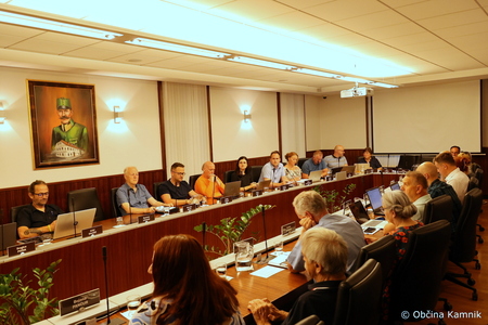 18. seja Občinskega sveta (10)